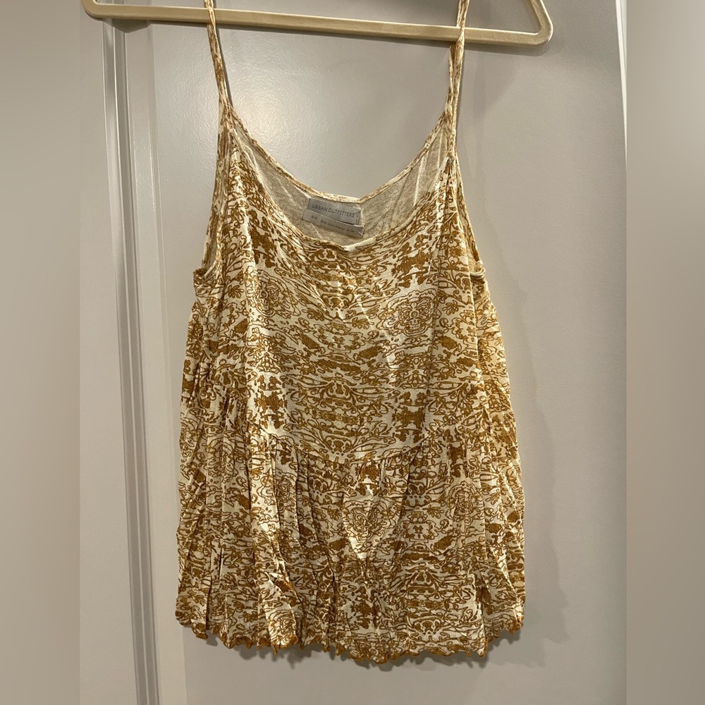 Urban Outfitters boho lettuce edge tank - Picture 4 of 6